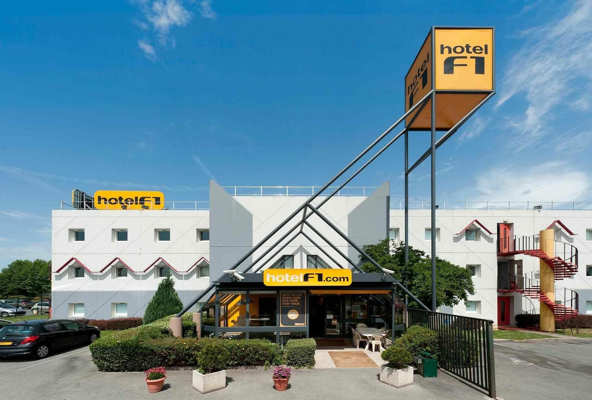 hotelF1 Paris Gennevilliers rénové Exterior foto